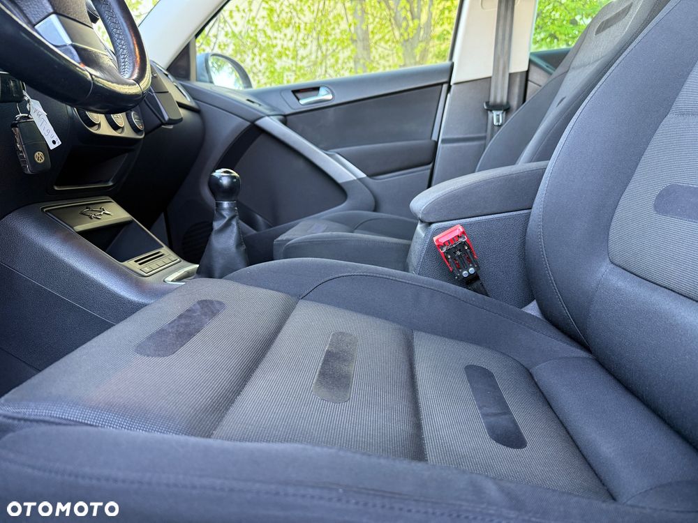 Volkswagen Tiguan 2.0 TSI 4Motion Track & Field - 19