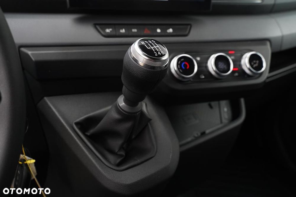 Renault Master dCi L3H2 Extra - 19