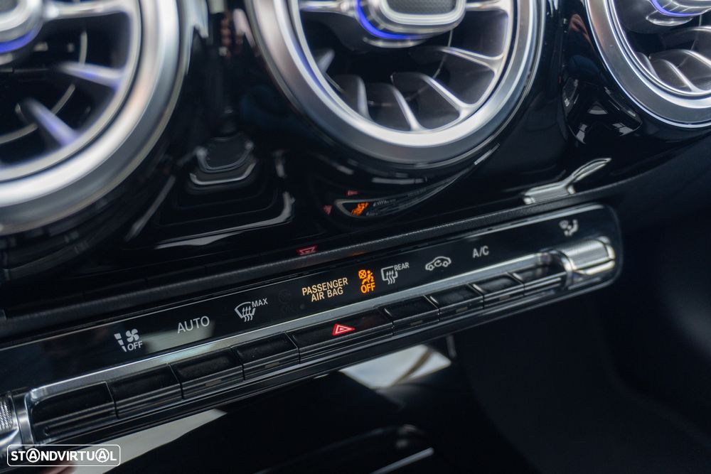 Mercedes-Benz CLA 180 7G-DCT Edition AMG Line - 26