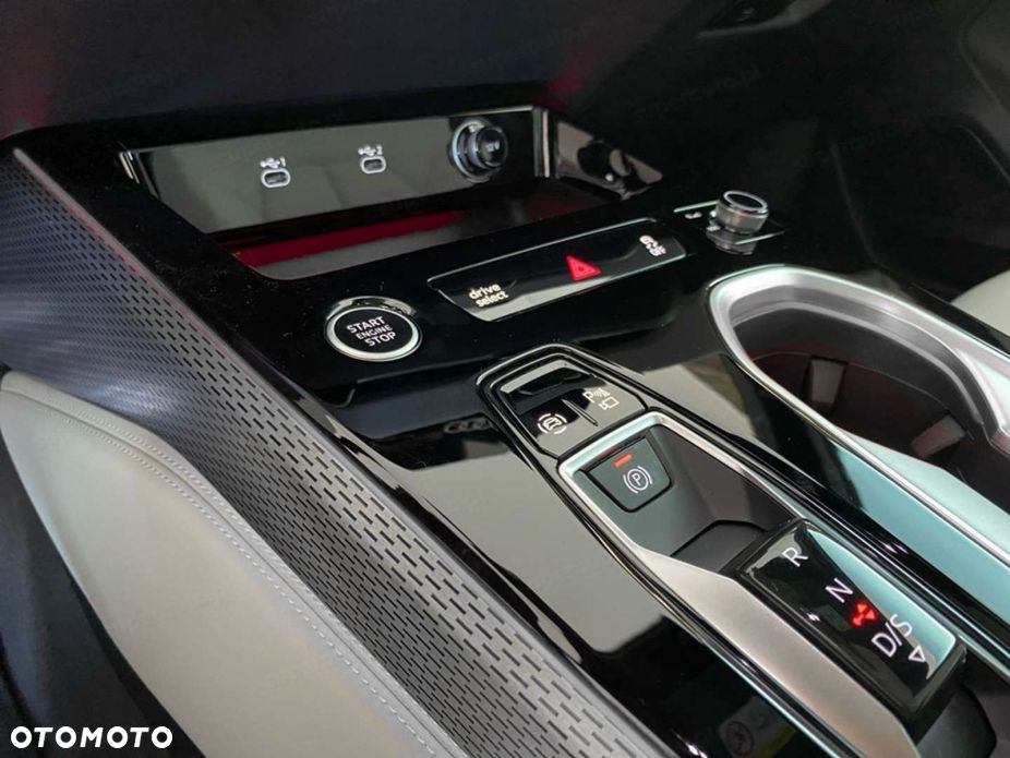 Audi A6 Limousine TDI mHEV Quattro S tronic - 12