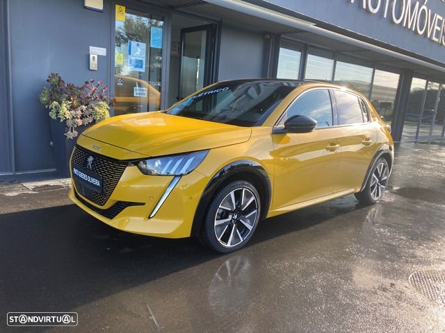 Peugeot e-208 GT+ - 4