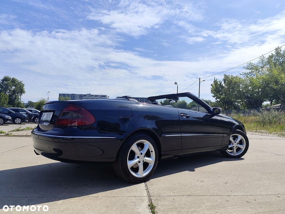 Mercedes-Benz CLK 280 7G-TRONIC Avantgarde - 8
