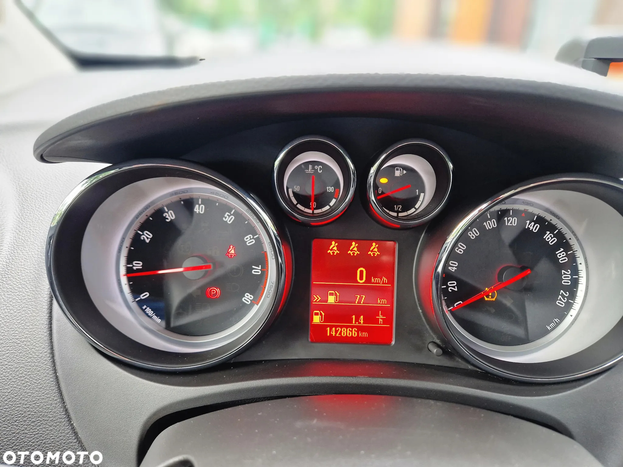 Opel Meriva 1.4 T Cosmo - 28