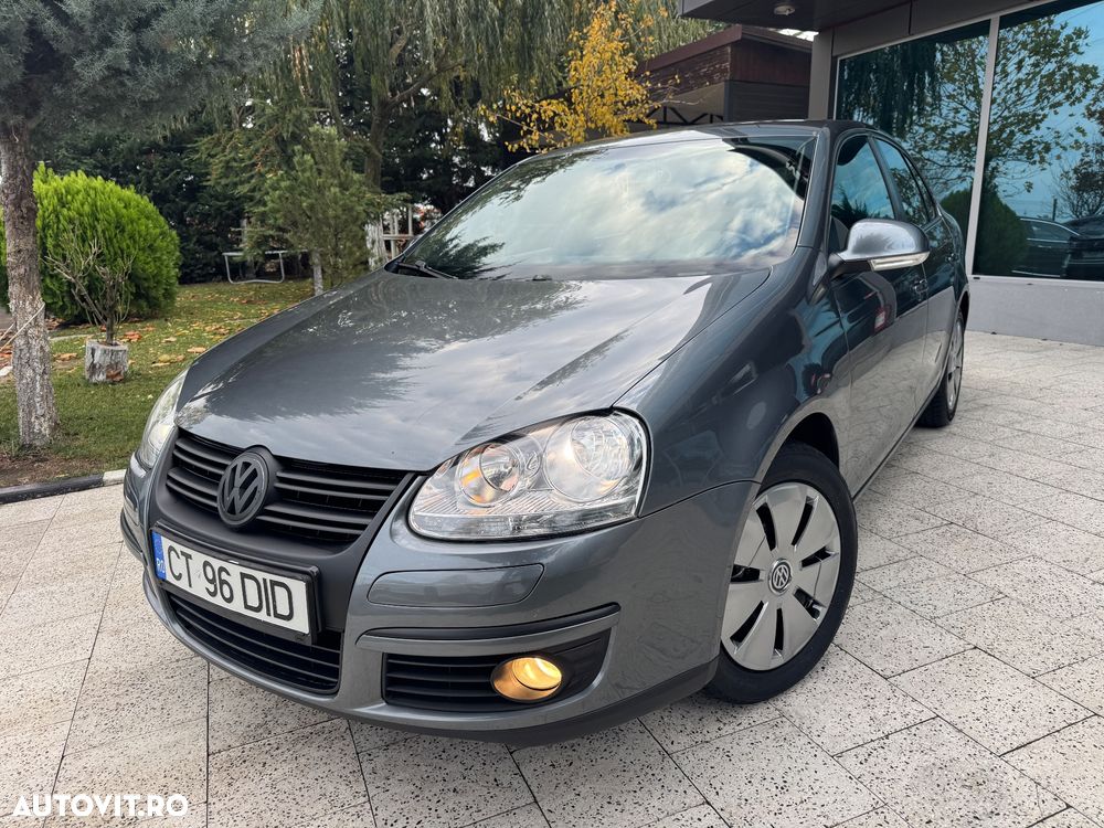 Volkswagen Jetta 1.9 TDI Comfortline - 1