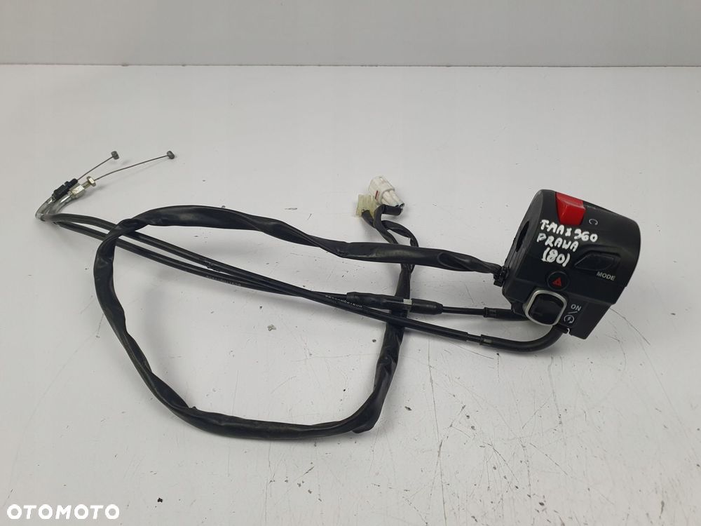 PRAWY PRZEŁĄCZNIK KIEROWNICY Yamaha T-Max 560 Tech Max 560 20-25 starter - 6