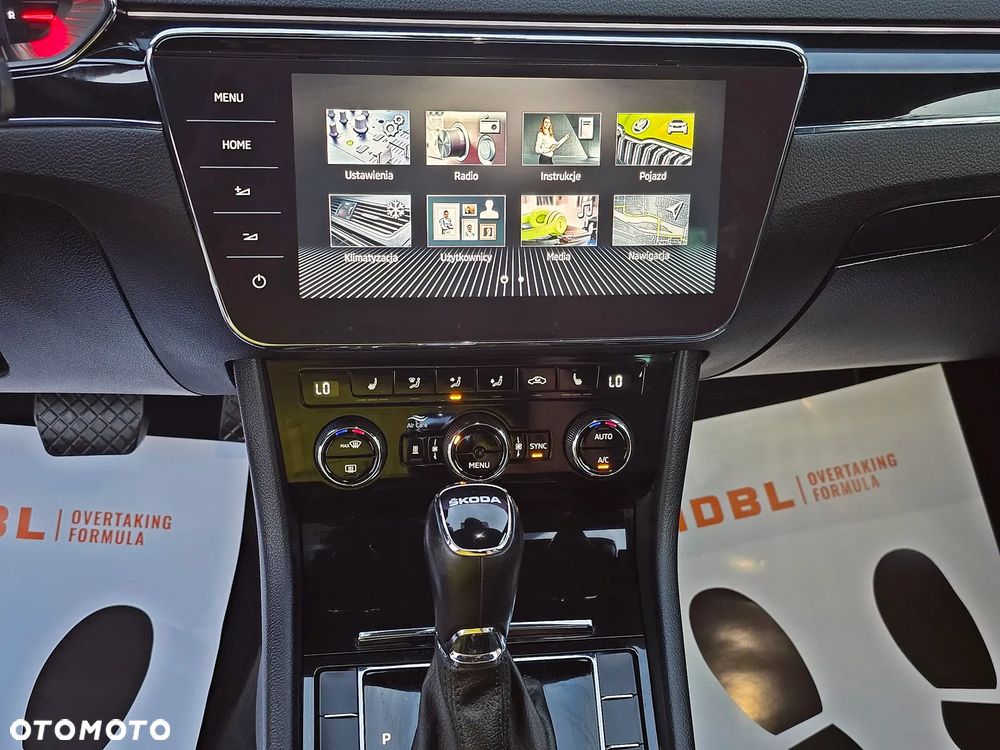 Skoda Superb 2.0 TDI DSG L&K - 25