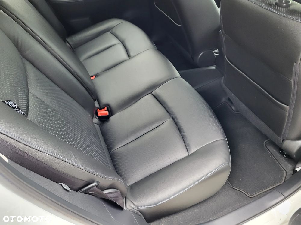 Nissan Leaf 24 kWh (mit Batterie) Visia + - 18