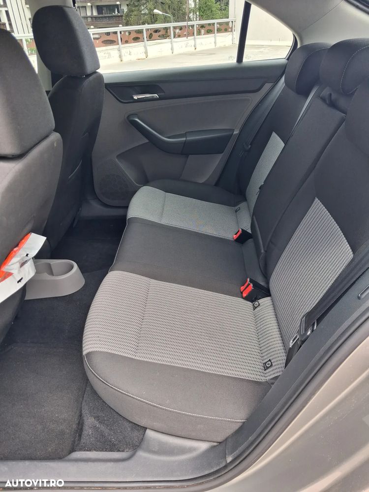 Seat Toledo 1.4 TSI S&S DSG Style Plus - 9