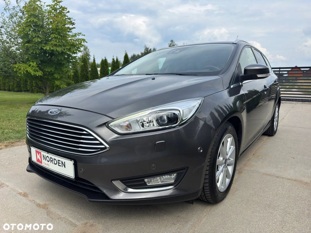 Ford Focus 1.0 EcoBoost Titanium - 11