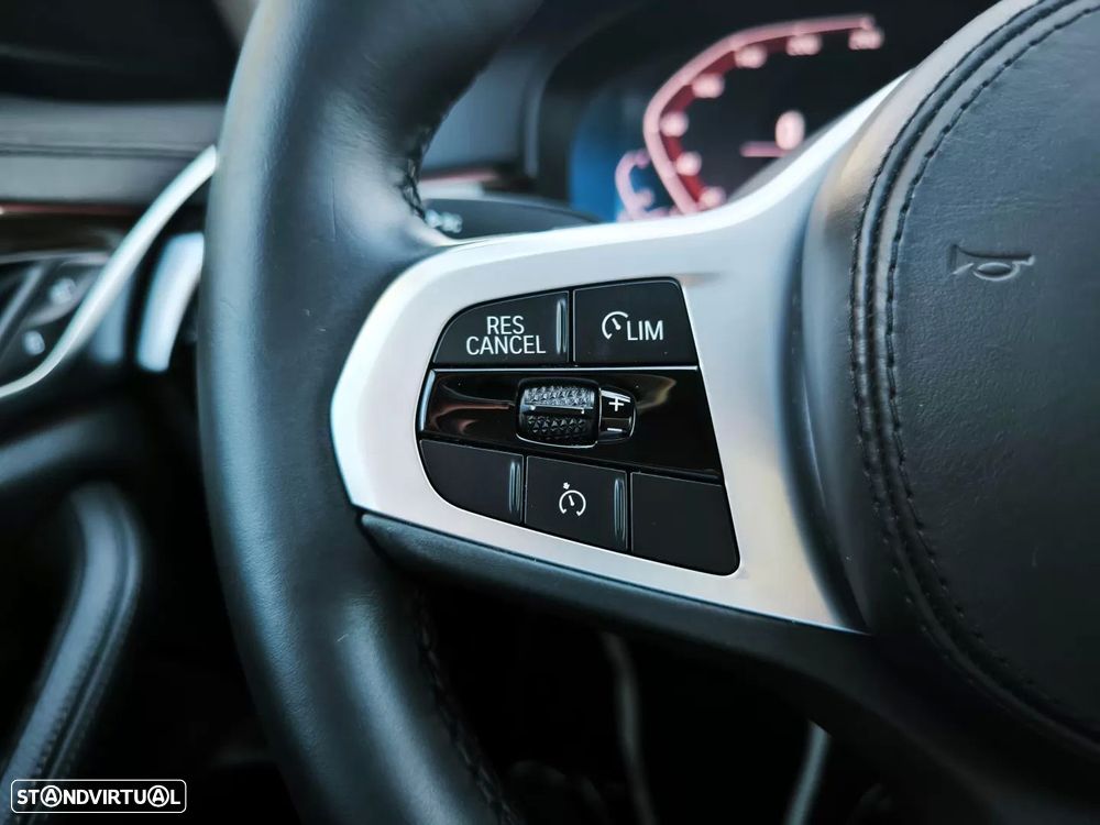 BMW 520 d Line Luxury Auto - 43