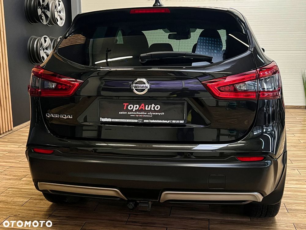 Nissan Qashqai 1.3 DIG-T N-Connecta EU6d - 9