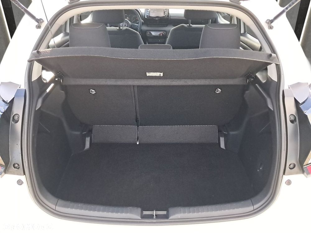 Toyota Yaris Hybrid 1.5 Comfort - 20