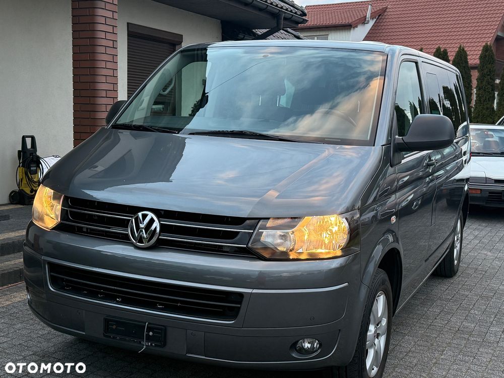 Volkswagen Multivan - 16