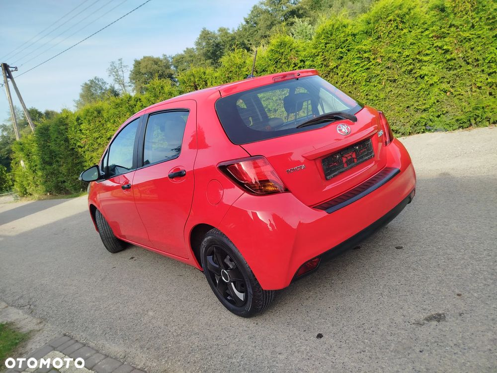 Toyota Yaris - 8