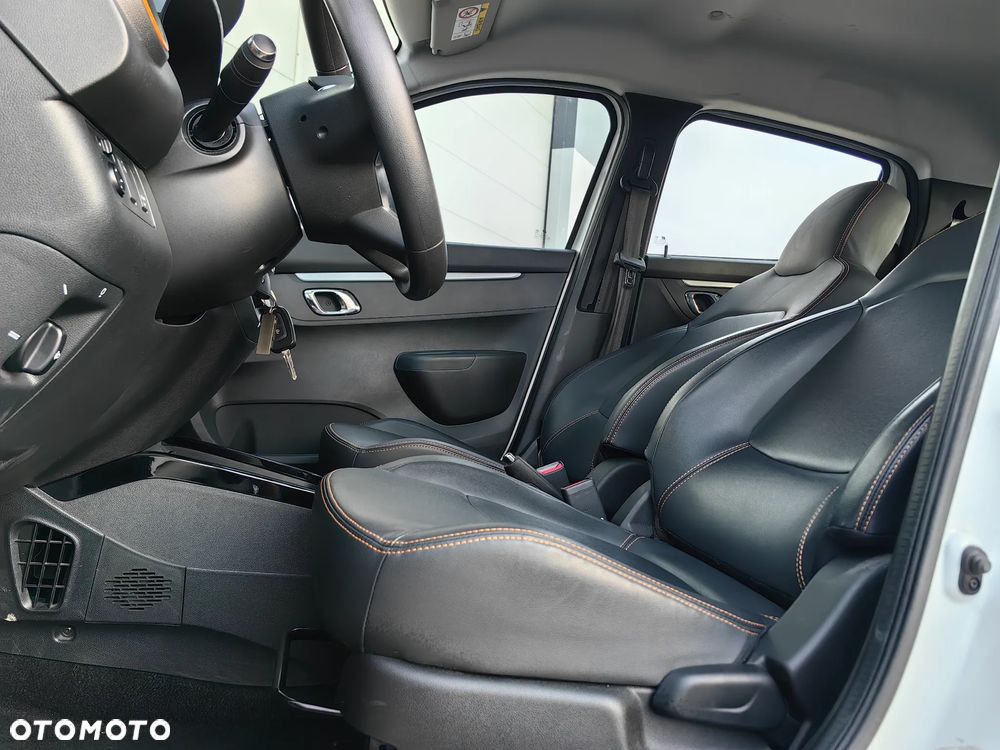 Dacia Spring 27.4kWh Business - 21