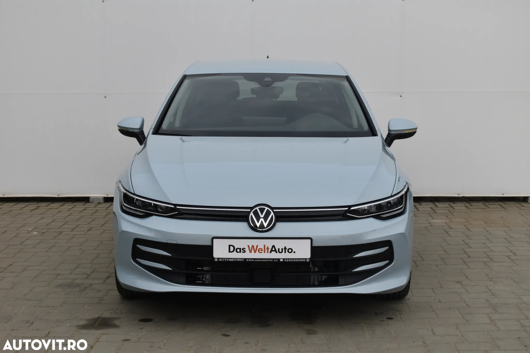 Volkswagen Golf - 2
