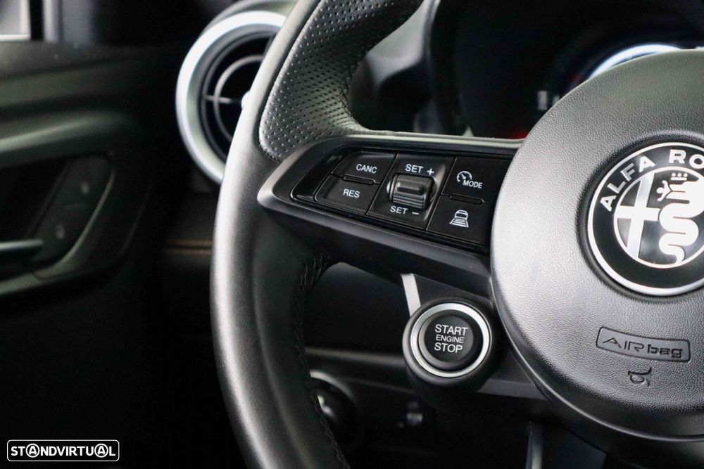 Alfa Romeo Tonale 1.5 Hybrid Sprint - 15
