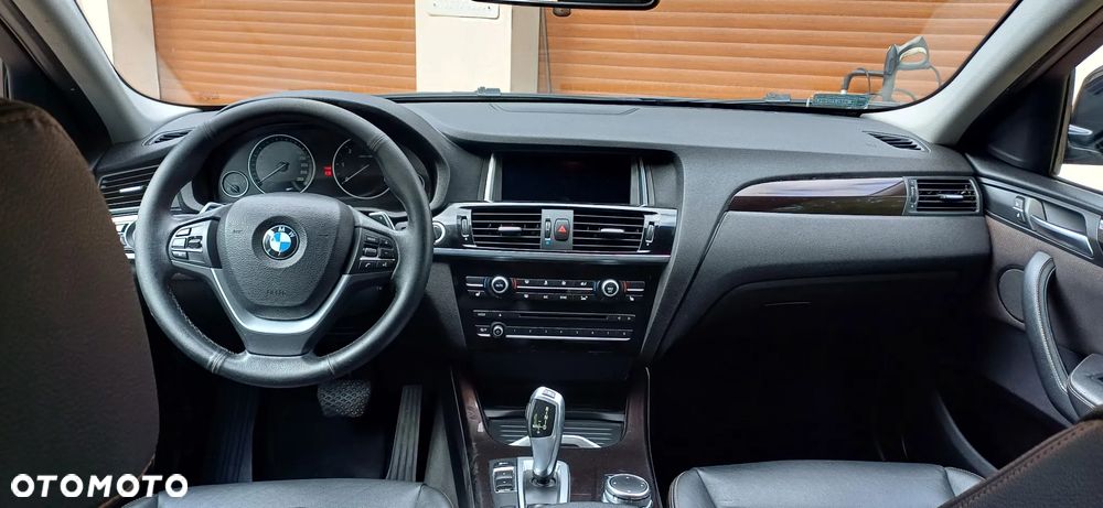 BMW X4 xDrive20d Advantage - 12