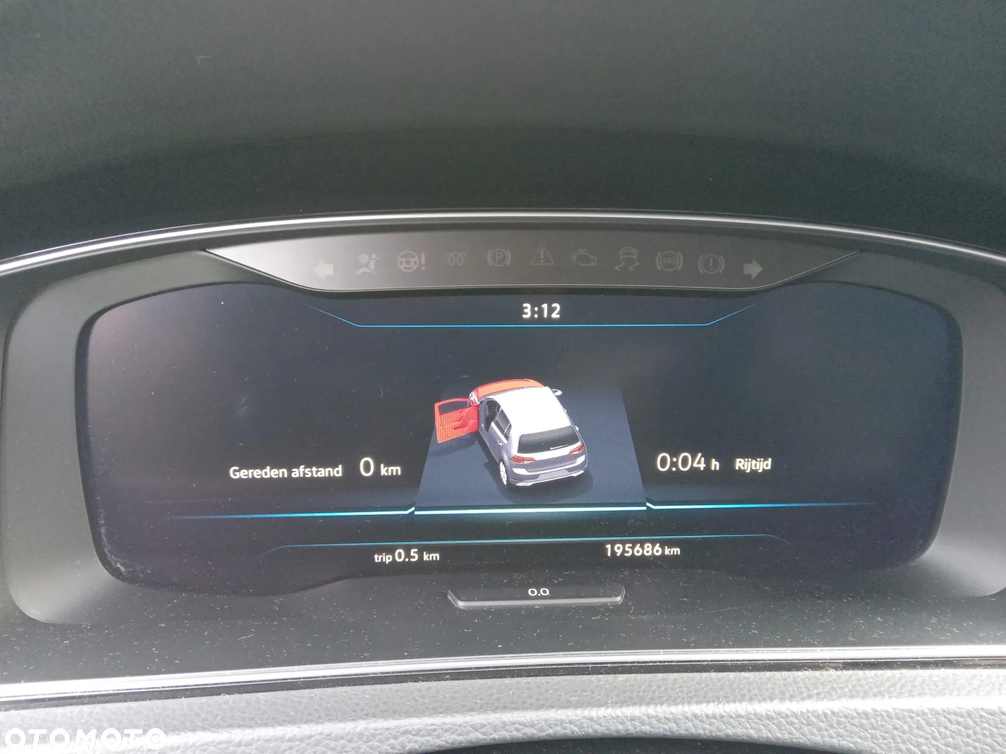 Volkswagen Golf VII 1.6 TDI BMT Highline DSG - 13