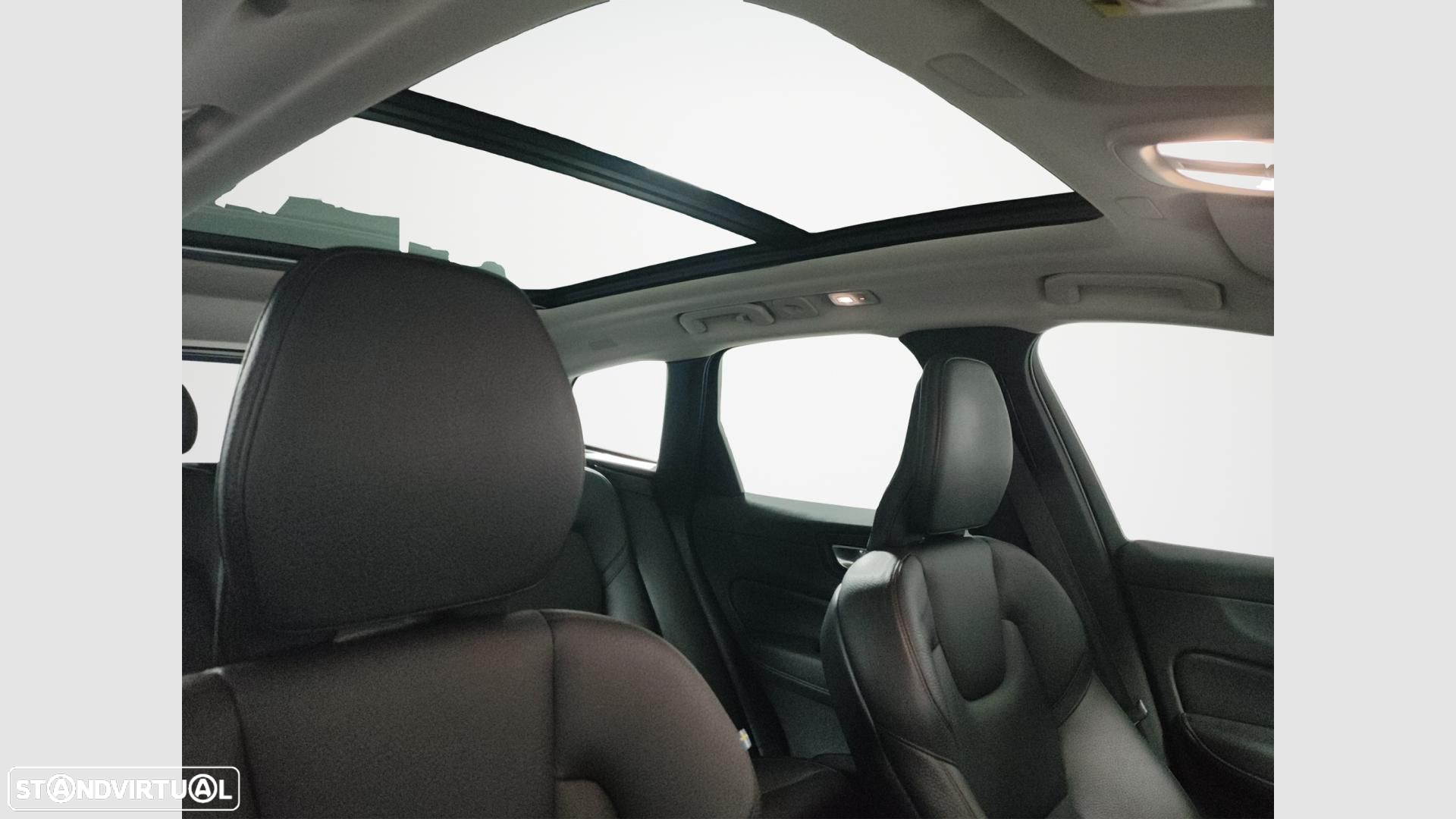 Volvo XC 60 2.0 T6 PHEV Inscription AWD - 22