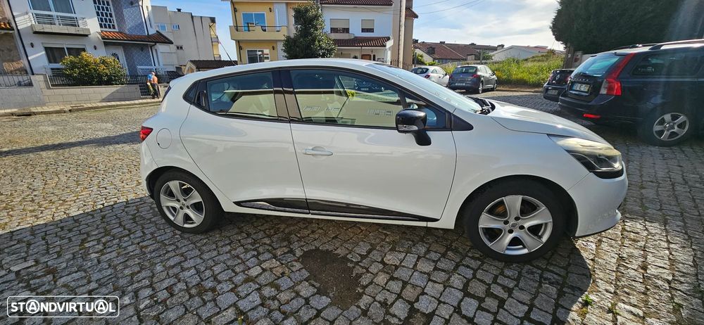 Renault Clio 1.5 dCi Dynamique S - 3