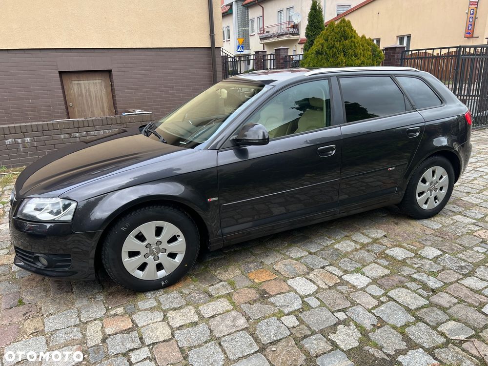 Audi A3 Sportback - 2