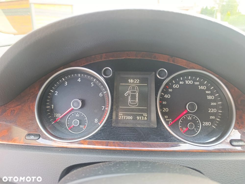 Volkswagen Passat - 6