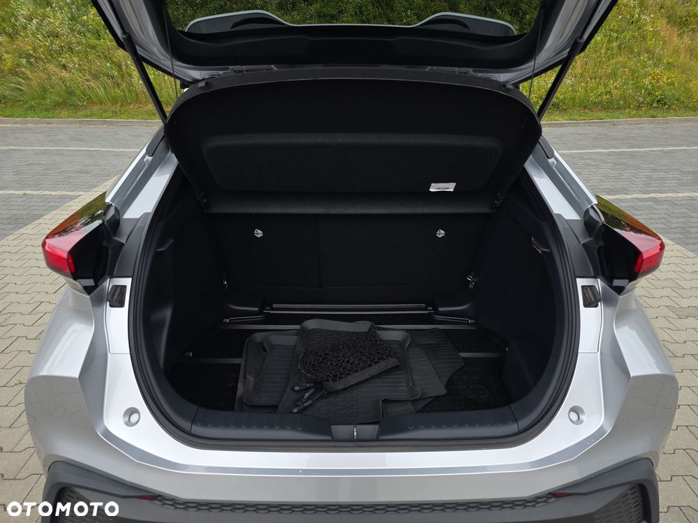 Toyota C-HR 2.0 Hybrid Dynamic Force Style - 18