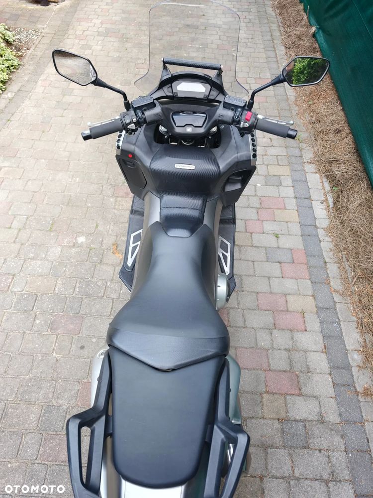 Honda NC - 8