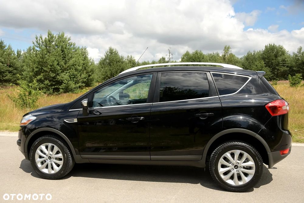Ford Kuga 2.0 TDCi 2x4 Titanium - 3