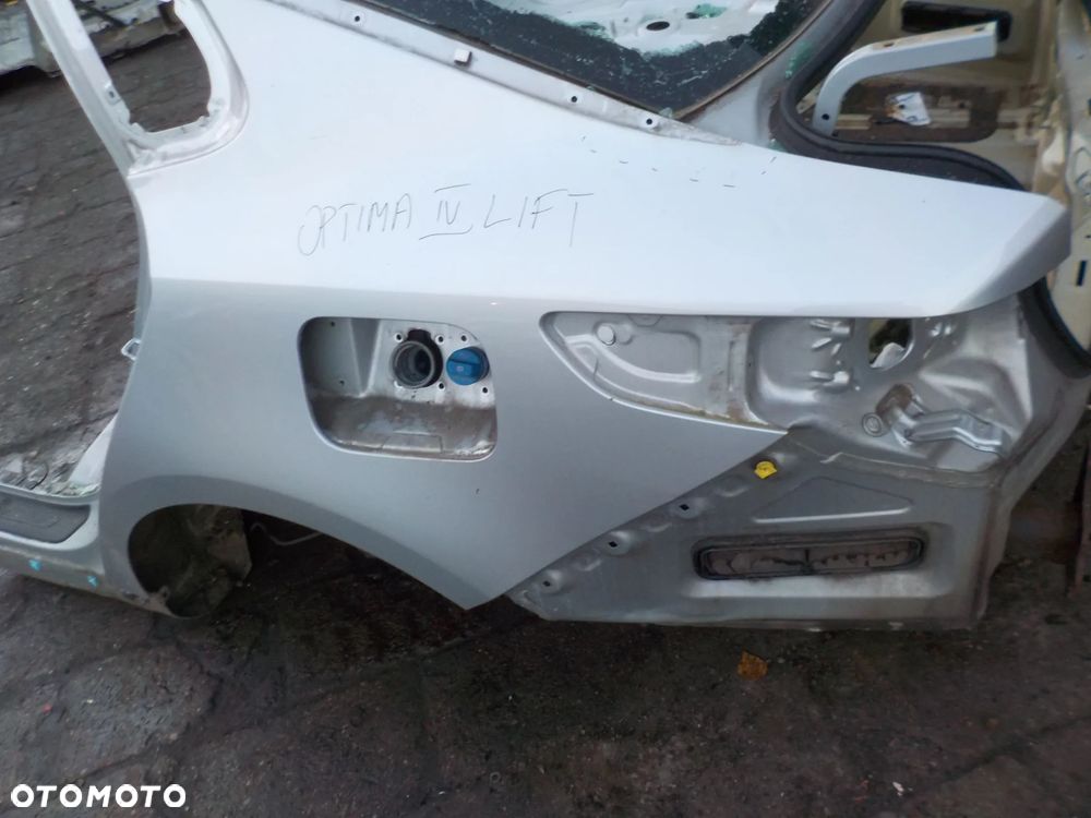 KIA OPTIMA IV LIFT POSZYCIE BŁOTNIKA LEWY TYŁ KOLOR 4SS - 2