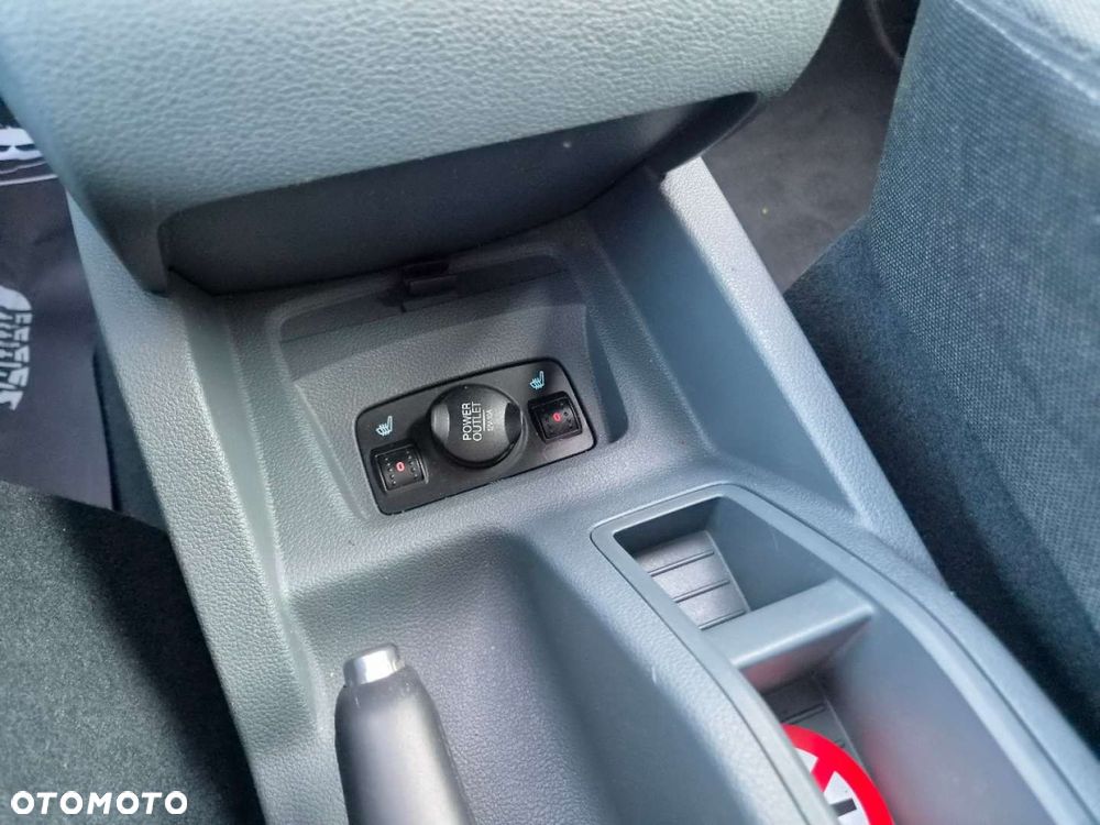 Ford Grand C-MAX 1.6 Titanium - 24