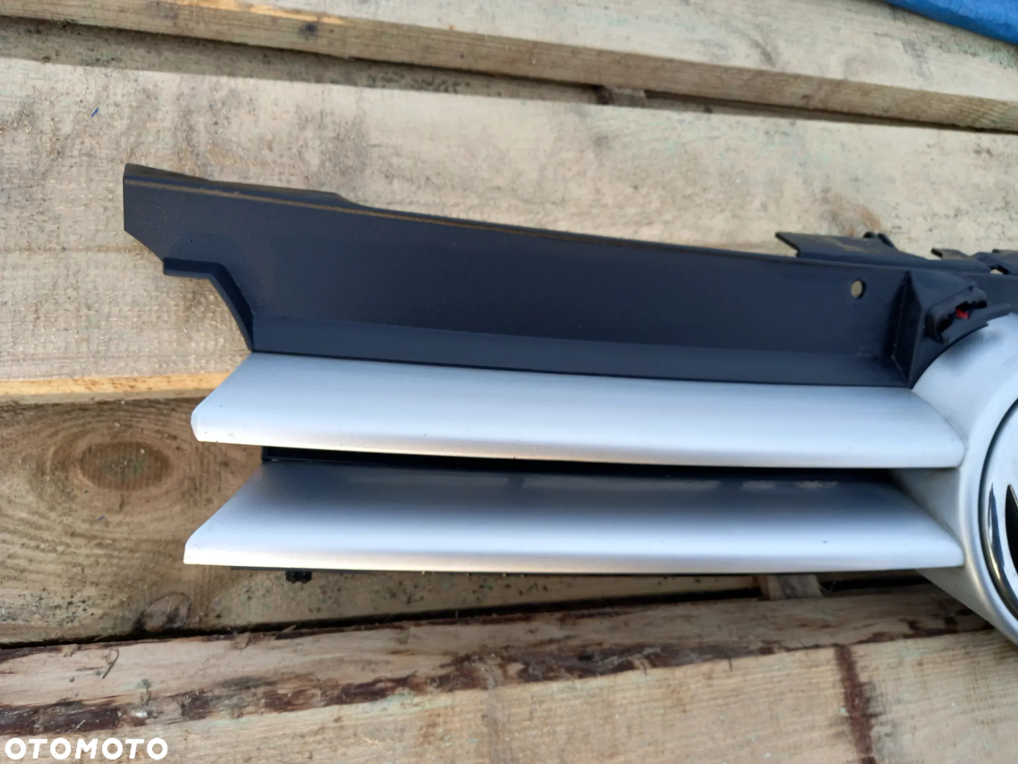 VW GOLF IV GRILL ATRAPA - 3