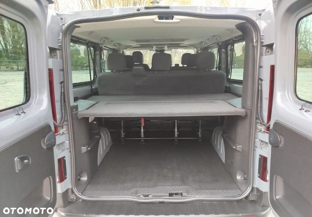 Renault Trafic - 30