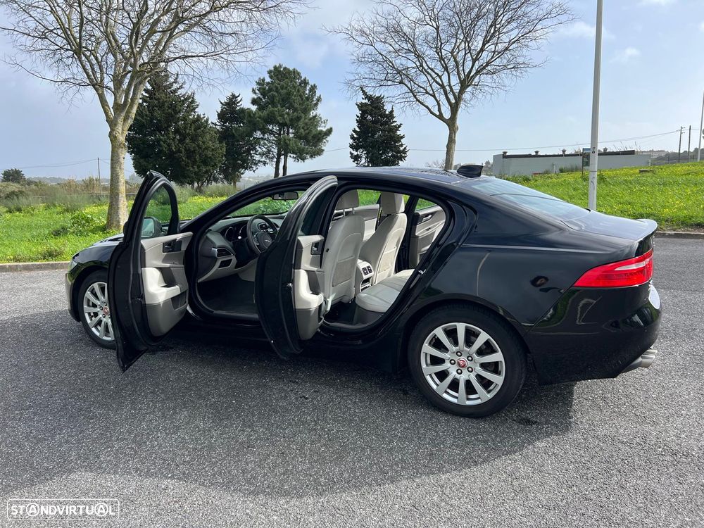 Jaguar XE 2.0 D Prestige AWD Aut. - 30