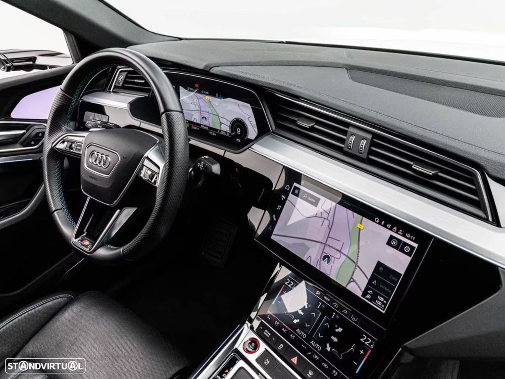 Audi e-tron Sportback - 11