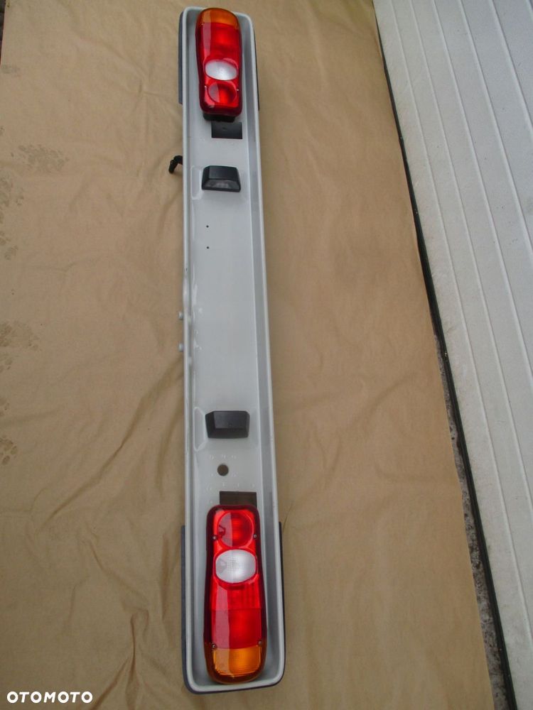 belka tylna lampy osłony rama doka kabina vw t5 t6 7f0803703b - 2