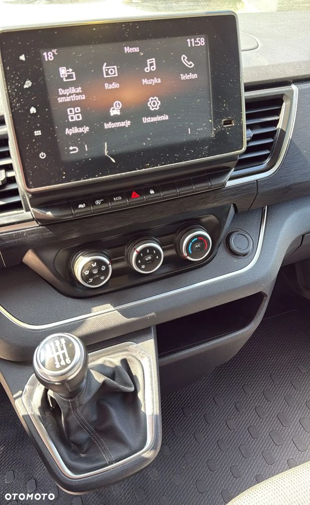 Renault Trafic 2.0 dCi Escapade - 10