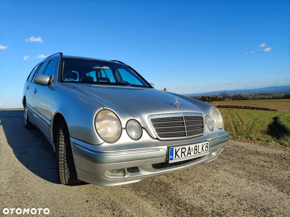 Mercedes-Benz Klasa E - 1