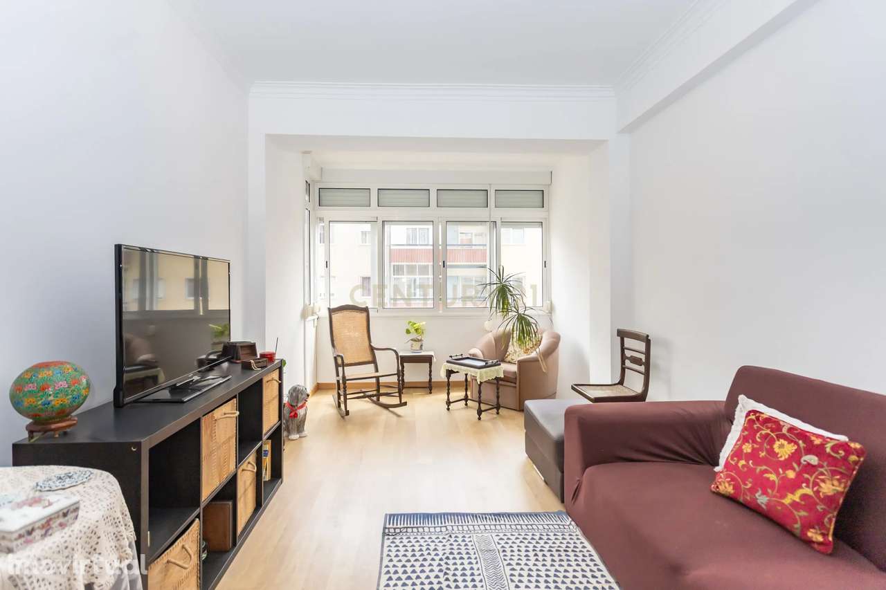 T2 Totalmente Remodelado com Espaço Extra Versátil, Queluz. - Grande imagem: 5/18