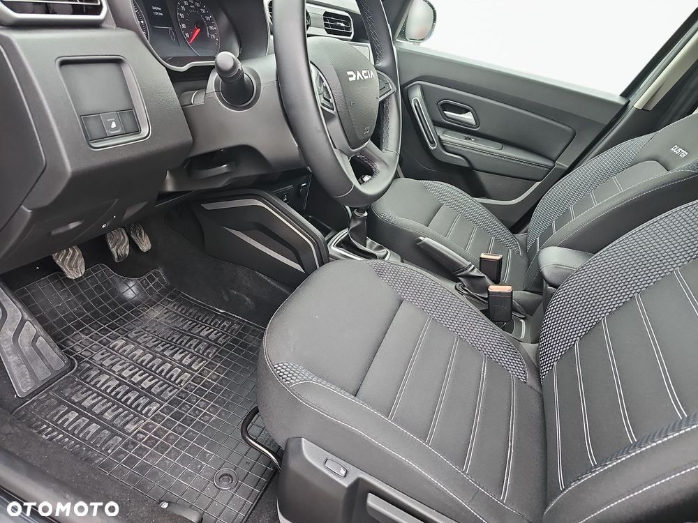 Dacia Duster 1.3 TCe Journey 4WD - 10