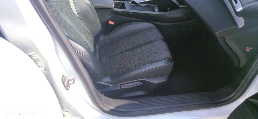 Peugeot 308 BlueHDi 130 EAT8 Stop & Start Allure Pack - 22