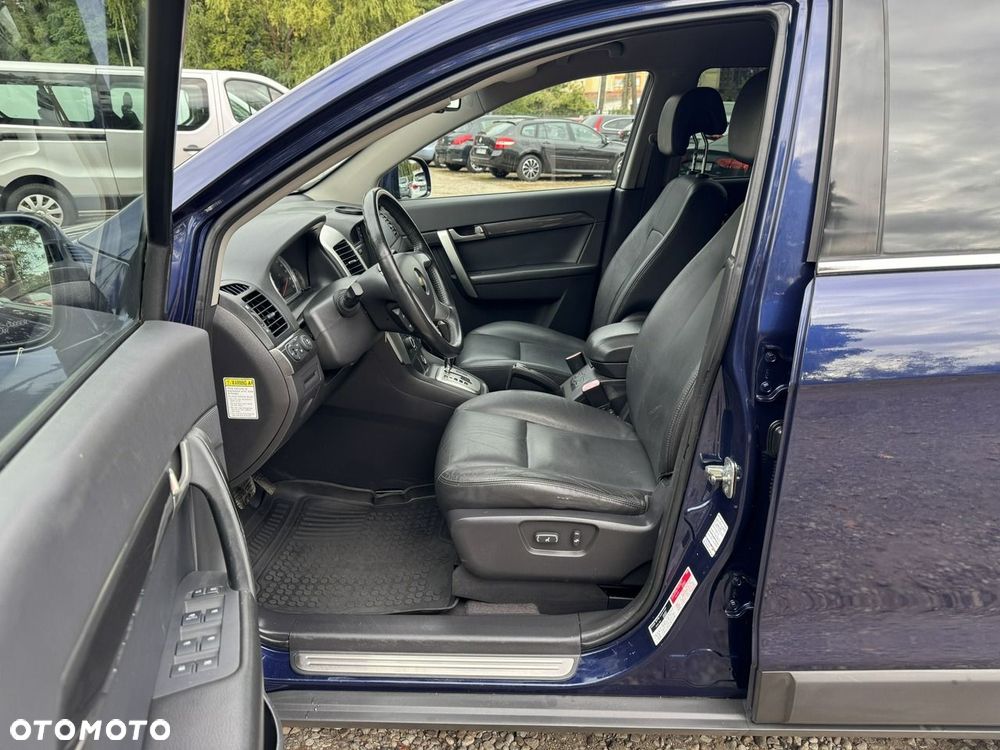 Chevrolet Captiva 2.0 4WD 7 Sitzer Automatik LT Exclusive - 24