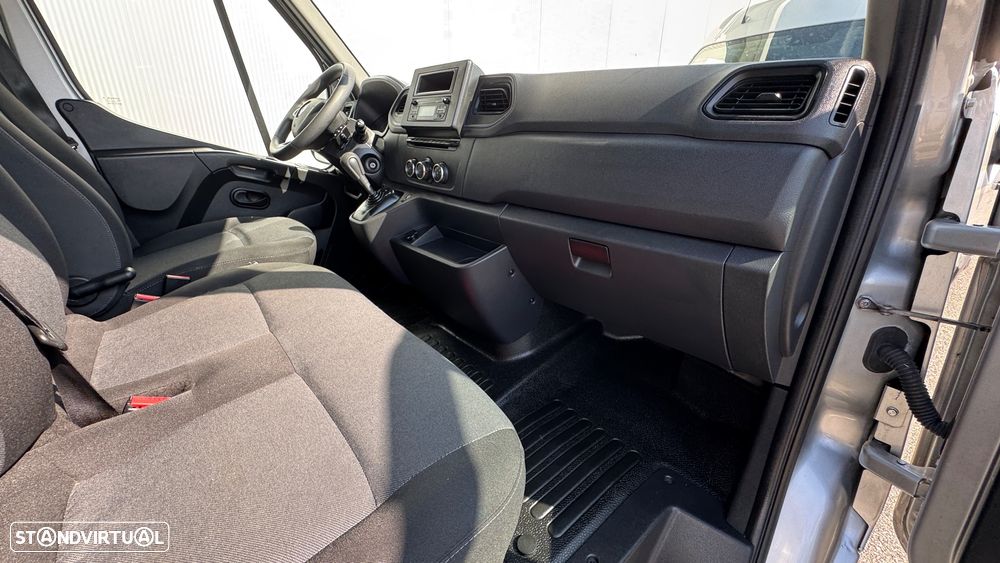 Renault Master 2.3 dCi L2 H2 Cx Automática - 25