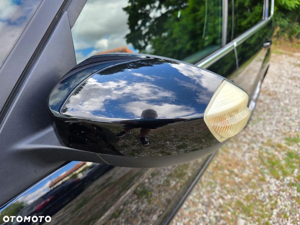 Ford S-Max 2.0 TDCi DPF Titanium - 10