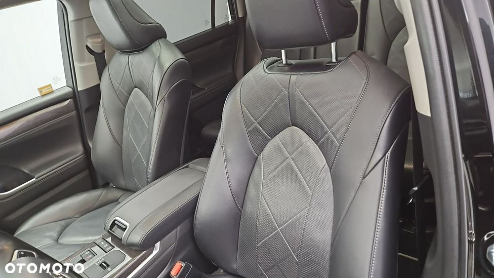 Toyota Highlander 2.5 Hybrid Executive - 12