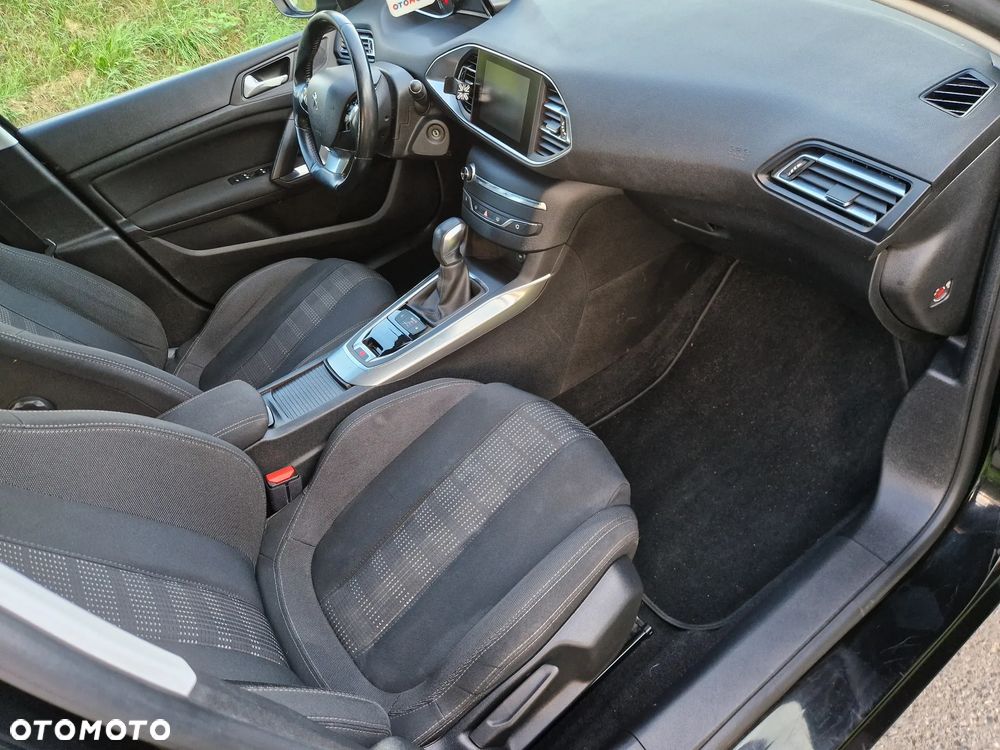 Peugeot 308 PureTech 130 EAT6 Stop & Start Active - 14