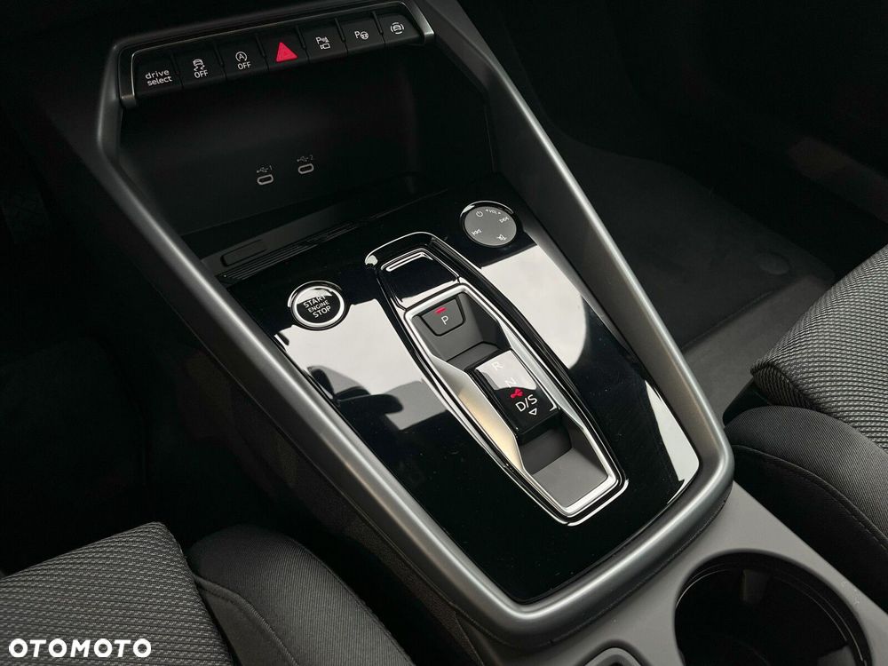 Audi A3 Sportback - 8
