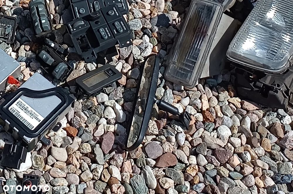 lusterko wewnetrzne wsteczne srodkowe CHEVROLET BLAZER S10 PICKUP GMC JIMMY SONOMA ISUZU HOMBRE 4.3 V6 4.3L VORTEC OLDSMOBILE BRAVADA - 1