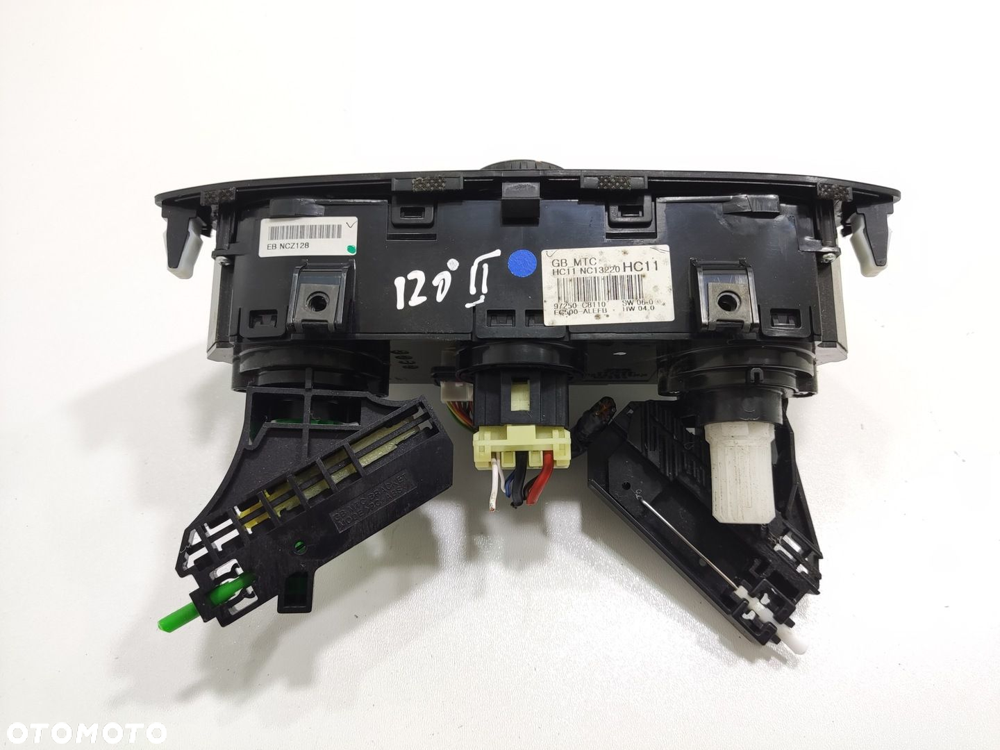 PANEL NAWIEWU KLIMATYZACJI HYUNDAI I20 II 2014-2018 97250-C8110 - 3